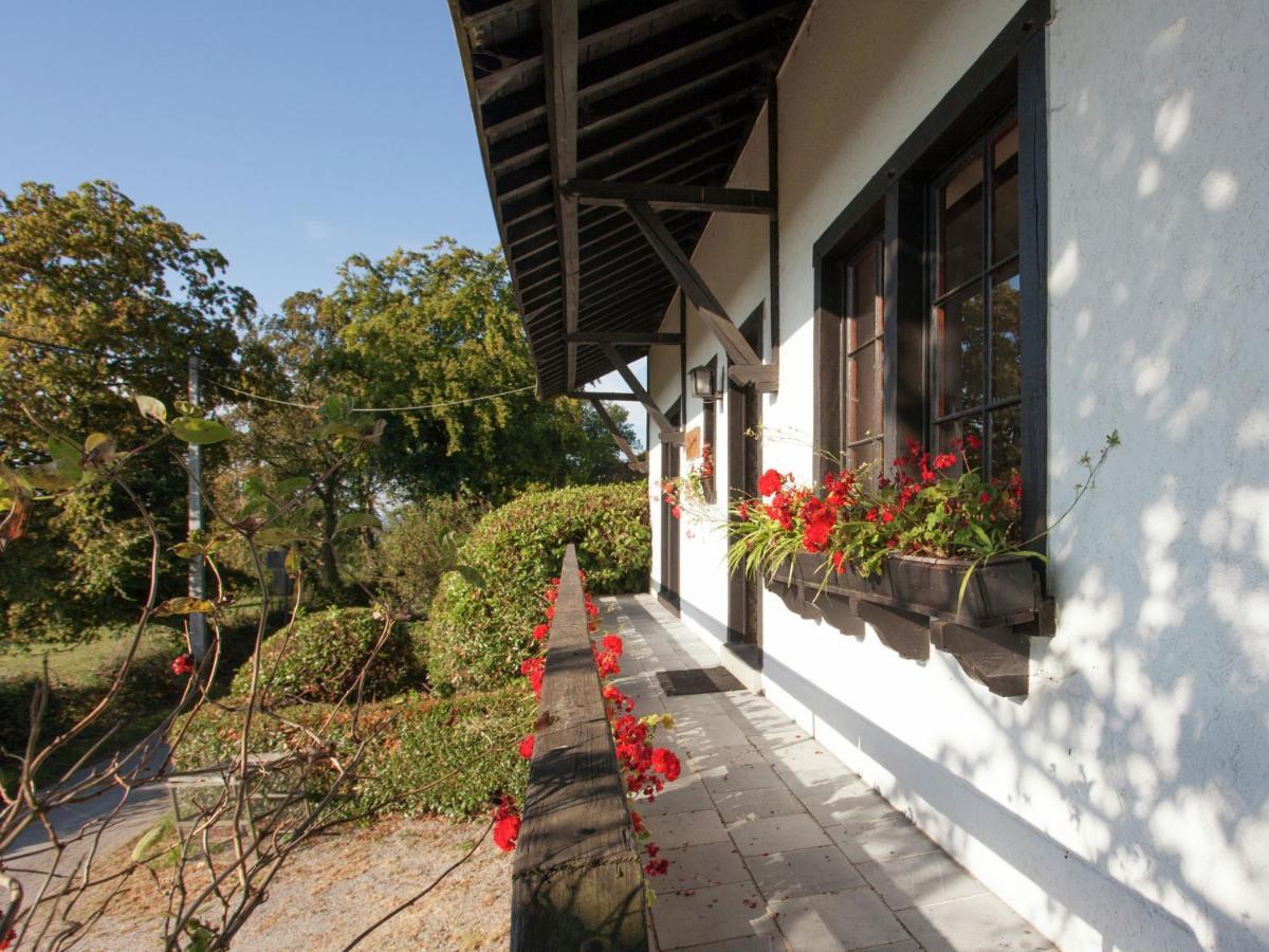 Friendly And Rustic Family Home With Fireplace สเตฟโล ภายนอก รูปภาพ